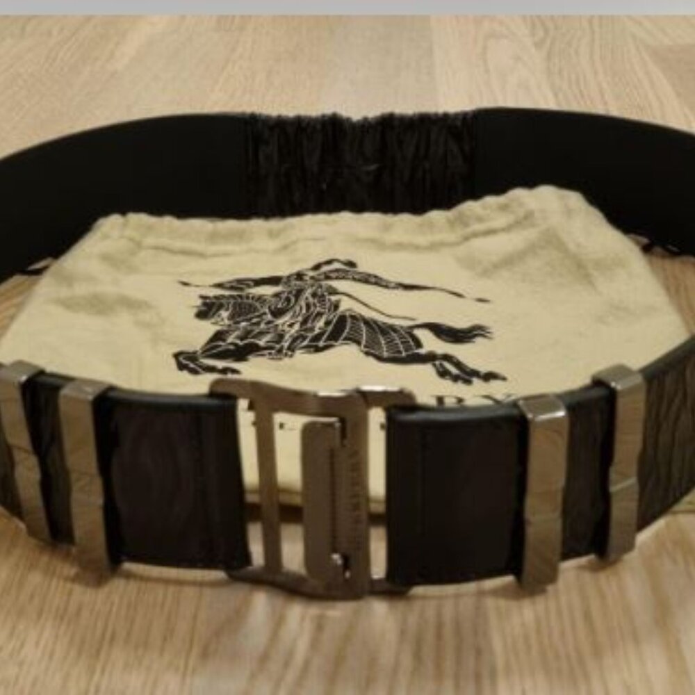 Burberry Black Patent Belt with Ruching